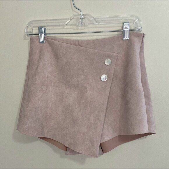Charlotte Russe Suede Wrap Skort – Blush Pink w/ Metallic Buttons – Size S - Picture 2 of 11